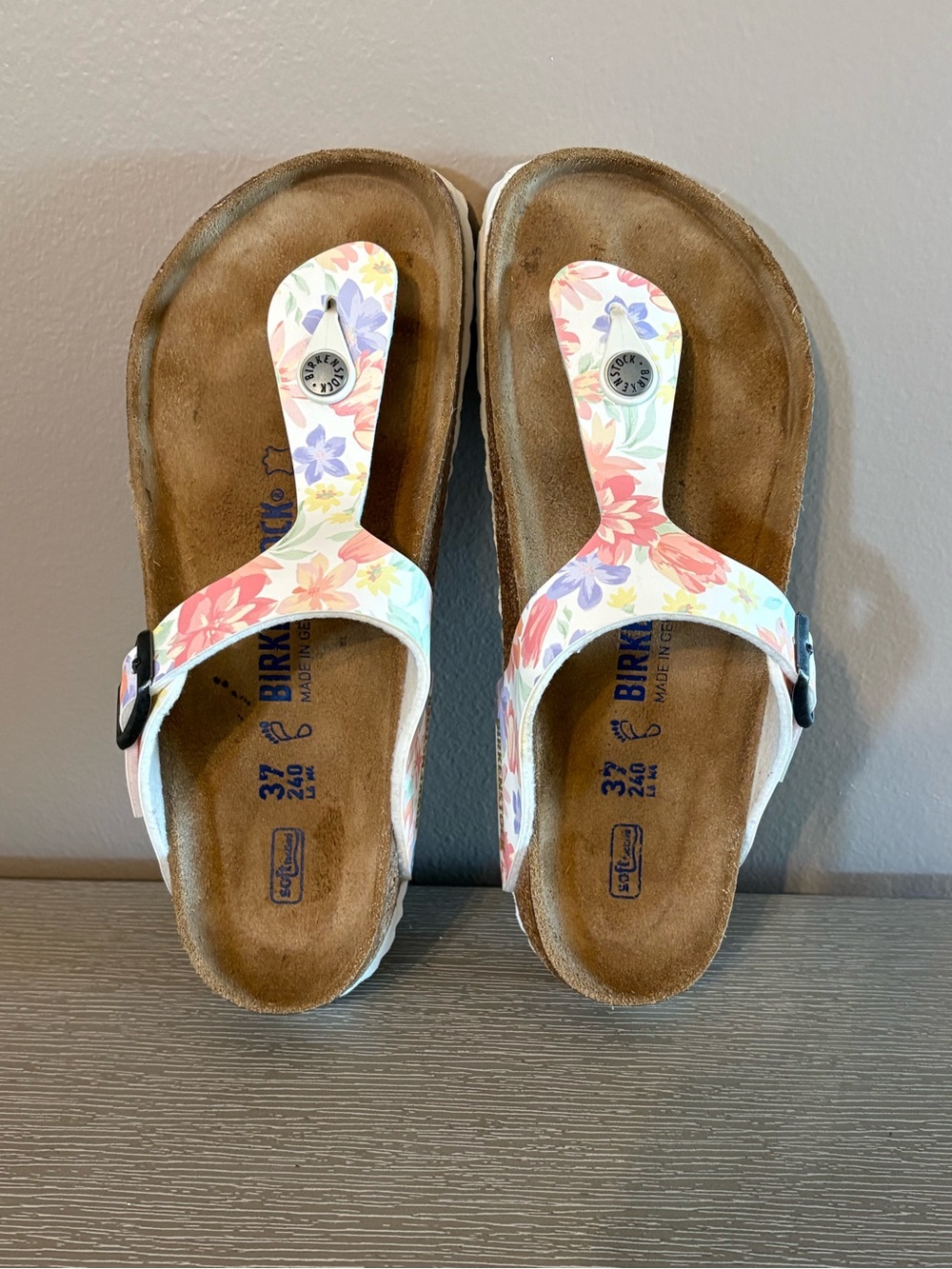 Birkenstock Gizeh Floral Thong Sandals – White Multi – EU 37 (Women’s 6–6.5)